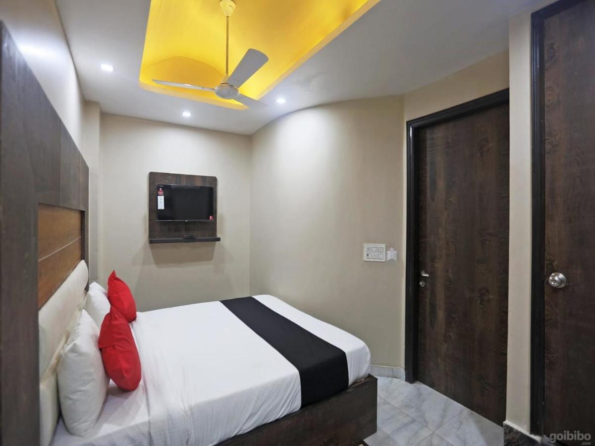 Hotel Amour By Rpi New Delhi Extérieur photo