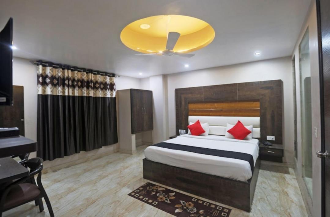 Hotel Amour By Rpi New Delhi Extérieur photo